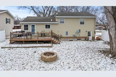 215 N Hill Street, Marshall, MN 56258 - Photo 4