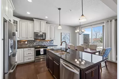 8411 Larch Lane N, Maple Grove, MN 55369 - Photo 12