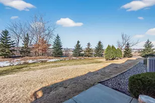 8411 Larch Ln N, Maple Grove, MN 55369 - Photo 28