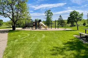 2714 Shadow Wood Ct, Chaska, MN 55318 - Photo 26