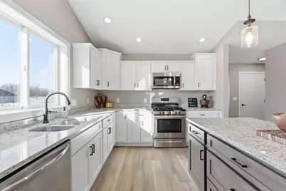 727 Hilltop Lane, Saint Croix Falls, WI 54024 - Photo 4