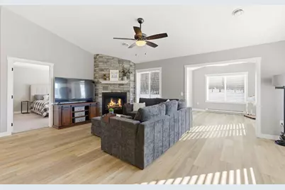 727 Hilltop Lane, Saint Croix Falls, WI 54024 - Photo 8