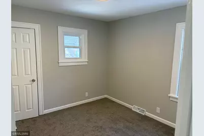 4331 James Avenue N, Minneapolis, MN 55412 - Photo 10