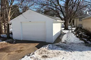 4331 James Ave N, Minneapolis, MN 55412 - Photo 20