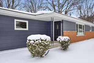 756 Maple St NE, Hutchinson, MN 55350 - Photo 2