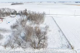 57821 300th St, Winthrop, MN 55396 - Photo 38