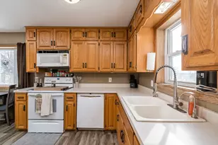 57821 300th St, Winthrop, MN 55396 - Photo 12