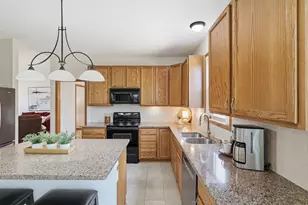 3420 N View Bay, Woodbury, MN 55125 - Photo 6