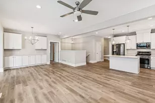 17975 Greenwich Wy, Lakeville, MN 55044 - Photo 16