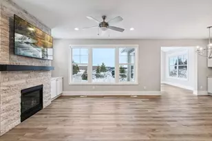 17975 Greenwich Wy, Lakeville, MN 55044 - Photo 12