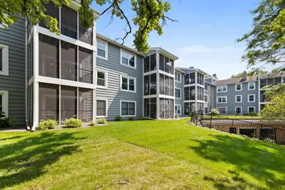 3000 Saint Albans Mill Road #103, Hopkins, MN 55305 - Photo 4