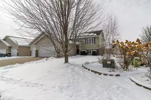 612 St Andrews Dr, Mankato, MN 56001 - Photo 2
