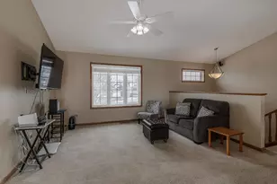 612 St Andrews Dr, Mankato, MN 56001 - Photo 8