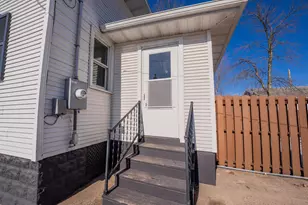 2123 8th St, Eau Claire, WI 54703 - Photo 34