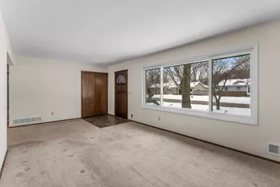 5538 Saint Stephens Street, Mounds View, MN 55112 - Photo 10