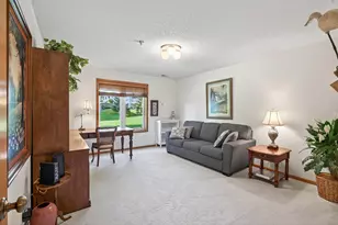 20023 Homestead Ct, Lakeville, MN 55044 - Photo 32