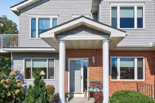 20023 Homestead Ct, Lakeville, MN 55044 - Photo 4