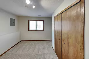 8009 Delano Way, Inver Grove Heights, MN 55076 - Photo 16