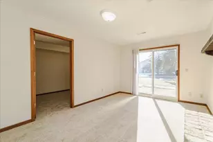 10390 Juniper Ln, Eden Prairie, MN 55347 - Photo 28