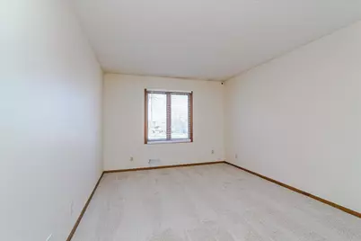 10390 Juniper Lane, Eden Prairie, MN 55347 - Photo 20