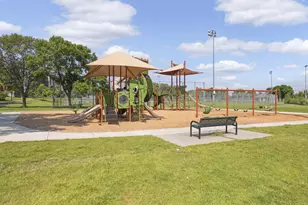 2751 York Ave N, Robbinsdale, MN 55422 - Photo 34