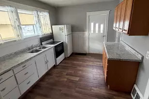 205 3rd St W, Ada, MN 56510 - Photo 4