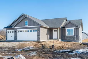 418 Prairie View Dr, Cologne, MN 55322 - Photo 2