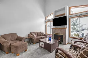 817 Bradbury Cir, Jordan, MN 55352 - Photo 4