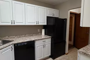 1415 Lake St, Alexandria, MN 56308 - Photo 2