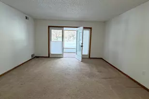 1415 Lake St, Alexandria, MN 56308 - Photo 6