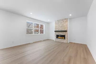 7550 Upper 42nd Street N, Oakdale, MN 55128 - Photo 6