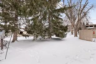 4364 Nicols Rd, Eagan, MN 55122 - Photo 26