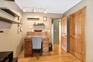 4364 Nicols Rd, Eagan, MN 55122 - Photo 14