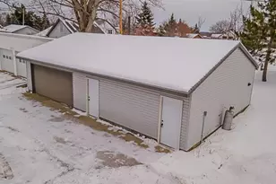 306 Division St, Deer River, MN 56636 - Photo 2