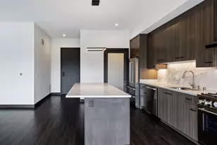 253 Lake Street E, Wayzata, MN 55391 - Photo 6