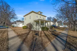 201 E Adams Ave, Luverne, MN 56156 - Photo 2