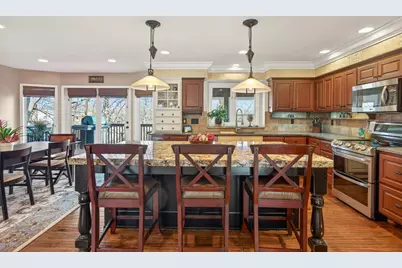 11804 Waterford Road, Eden Prairie, MN 55347 - Photo 10