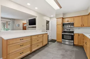 3886 Hill Ave, White Bear Lake, MN 55110 - Photo 8