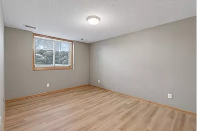 528 Wildflower, Burnsville, MN 55306 - Photo 24