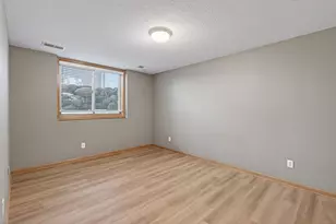 528 Wildflower, Burnsville, MN 55306 - Photo 24