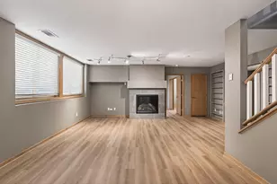 528 Wildflower, Burnsville, MN 55306 - Photo 24