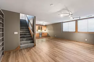 528 Wildflower, Burnsville, MN 55306 - Photo 20