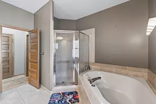 528 Wildflower, Burnsville, MN 55306 - Photo 18