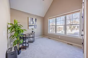 16899 E Lake Dr, Lakeville, MN 55044 - Photo 8