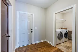 16899 E Lake Dr, Lakeville, MN 55044 - Photo 56