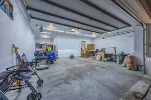 16899 E Lake Dr, Lakeville, MN 55044 - Photo 58