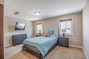 16899 E Lake Dr, Lakeville, MN 55044 - Photo 52