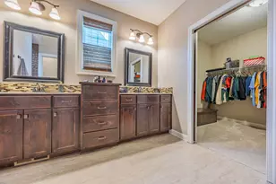 16899 E Lake Dr, Lakeville, MN 55044 - Photo 28