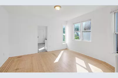 2124 Fremont Avenue N, Minneapolis, MN 55411 - Photo 8