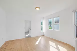 2124 Fremont Ave N, Minneapolis, MN 55411 - Photo 8